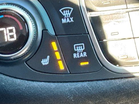 Used 2024 Chevrolet Malibu LT image 19