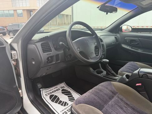 Used 2002 Chevrolet Monte Carlo LS w/ Preferred Equipment Group 1 image 12