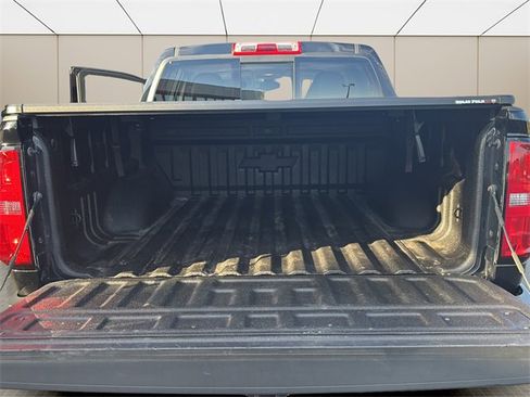 Used 2020 Chevrolet Colorado Z71 image 14