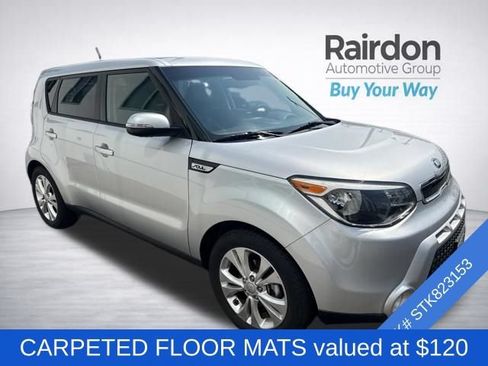 Used 2016 Kia Soul ! FWD image 2