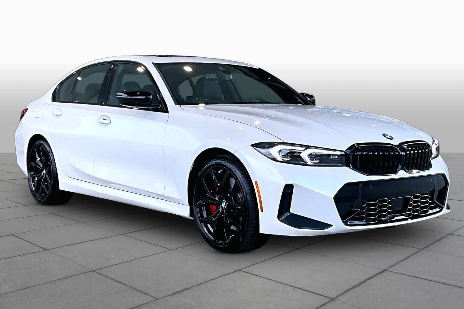 New 2026 BMW 330i Sedan w/ M Sport Package RWD image 2