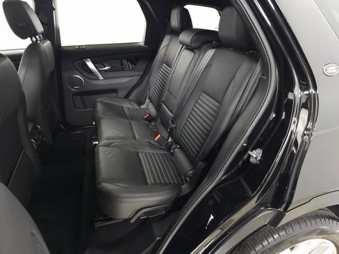 Used 2022 Land Rover Discovery Sport SE image 33