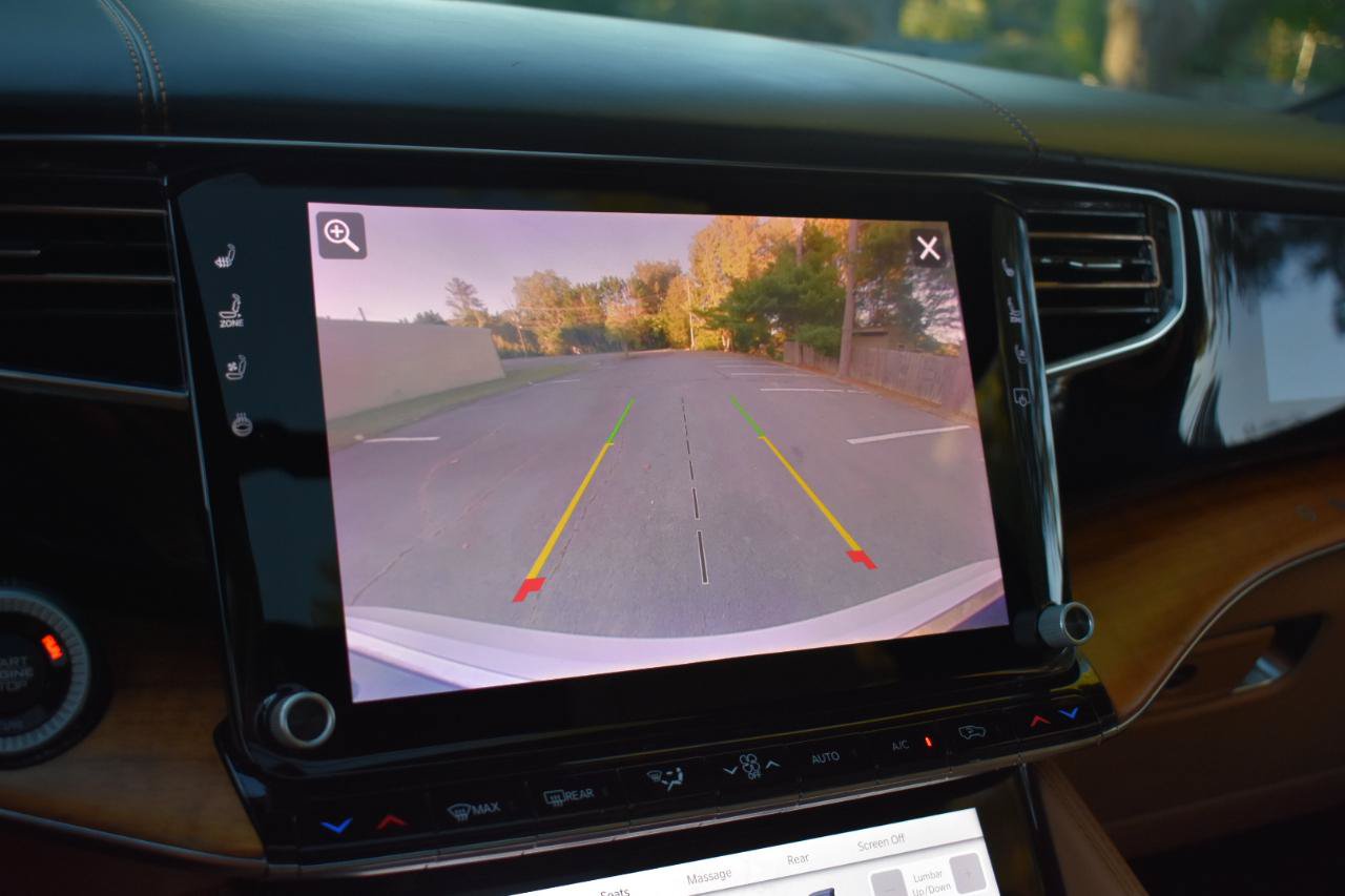 Used 2023 Jeep Grand Wagoneer L Series III w/ Rear Seat Video Group 1 AWD/4WD image 65