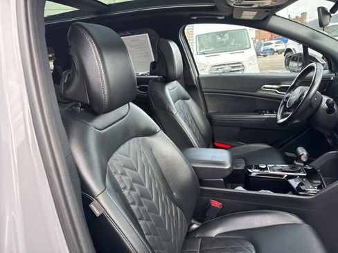 Used 2023 Kia Sportage X-Line w/ X-Line Premium Package image 16