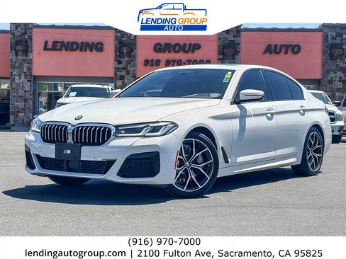Used 2021 BMW 530i w/ M Sport Package RWD image 1