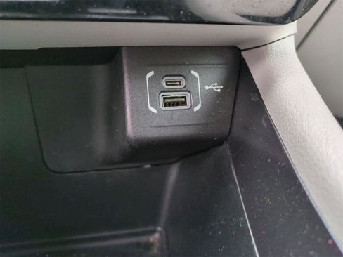 Certified 2022 Jeep Compass Latitude image 30