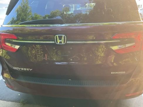 Used 2021 Honda Odyssey Touring image 8