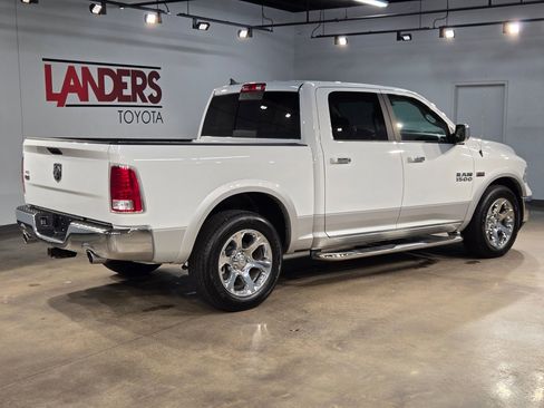 Used 2017 RAM 1500 Laramie image 7