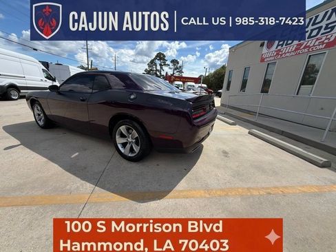 Used 2020 Dodge Challenger SXT RWD image 29