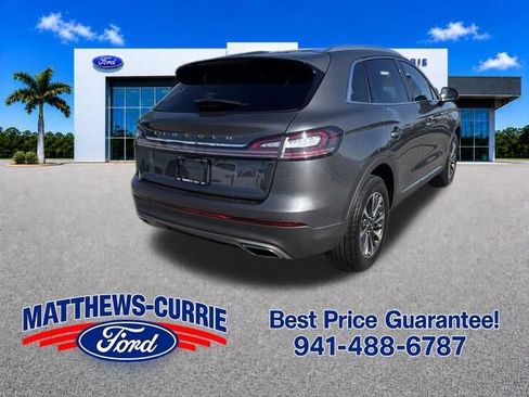 Used 2023 Lincoln Nautilus FWD w/ Premium Package image 4