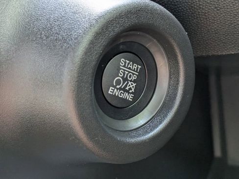 Used 2024 RAM ProMaster 2500 w/ Power Group FWD image 21