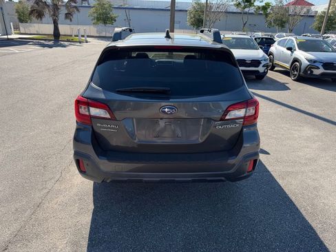 Used 2019 Subaru Outback 2.5i Limited image 6