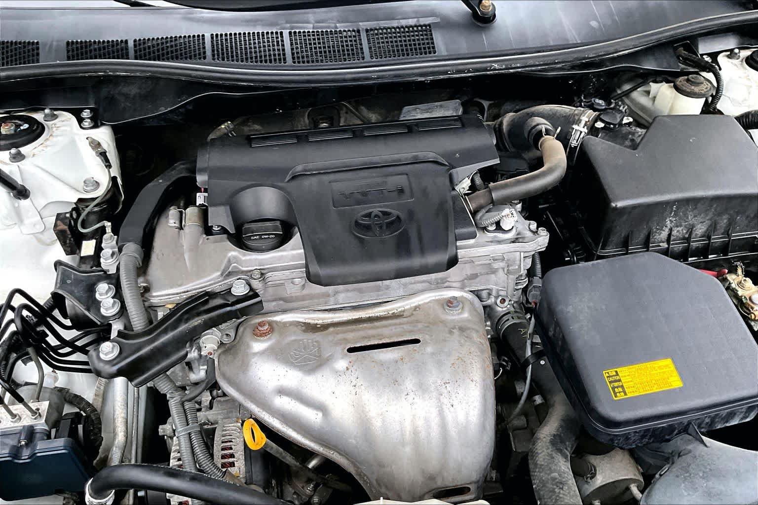Used 2012 Toyota Camry LE FWD image 33