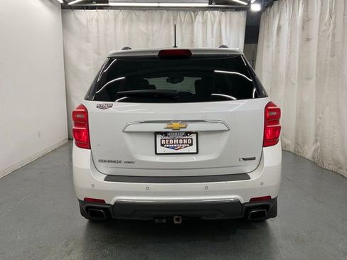 Used 2017 Chevrolet Equinox Premier w/ Enhanced Convenience Package AWD/4WD image 6