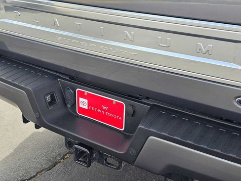 Used 2022 Ford F350 Platinum AWD/4WD image 13