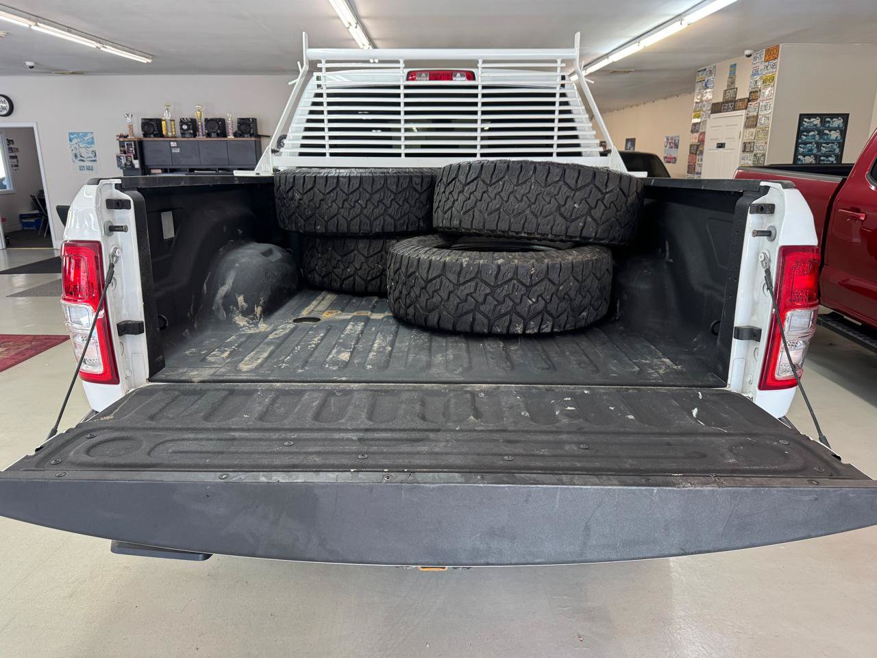 Used 2022 RAM 2500 Big Horn w/ Level A Equipment Group AWD/4WD image 19