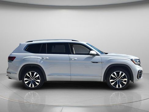Certified 2023 Volkswagen Atlas SEL Premium AWD/4WD image 4