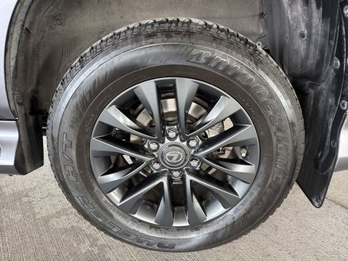 Certified 2023 Lexus GX 460 Premium w/ Premium Plus Package AWD/4WD image 24