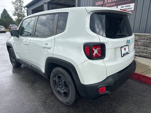 Used 2016 Jeep Renegade Sport w/ Power & Air Group FWD image 3