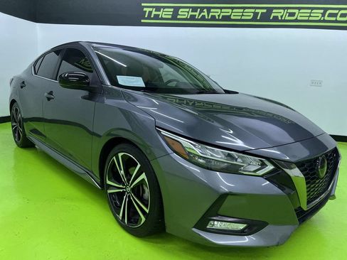 Used 2021 Nissan Sentra SR FWD image 2