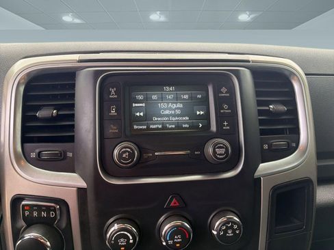 Used 2019 RAM 1500 Classic SLT RWD image 22