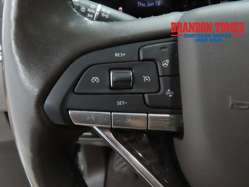 Used 2023 Cadillac Escalade Sport AWD/4WD image 11
