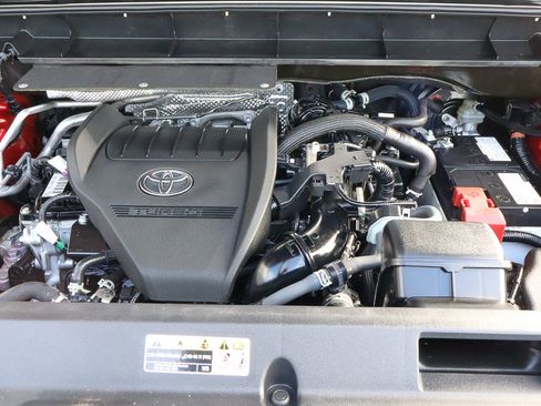 Used 2023 Toyota Highlander XSE image 20