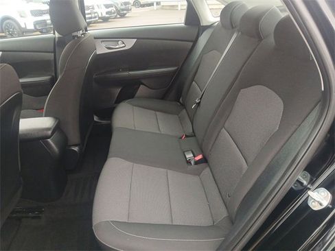 Certified 2024 Kia Forte LXS w/ LXS Technology Package image 21