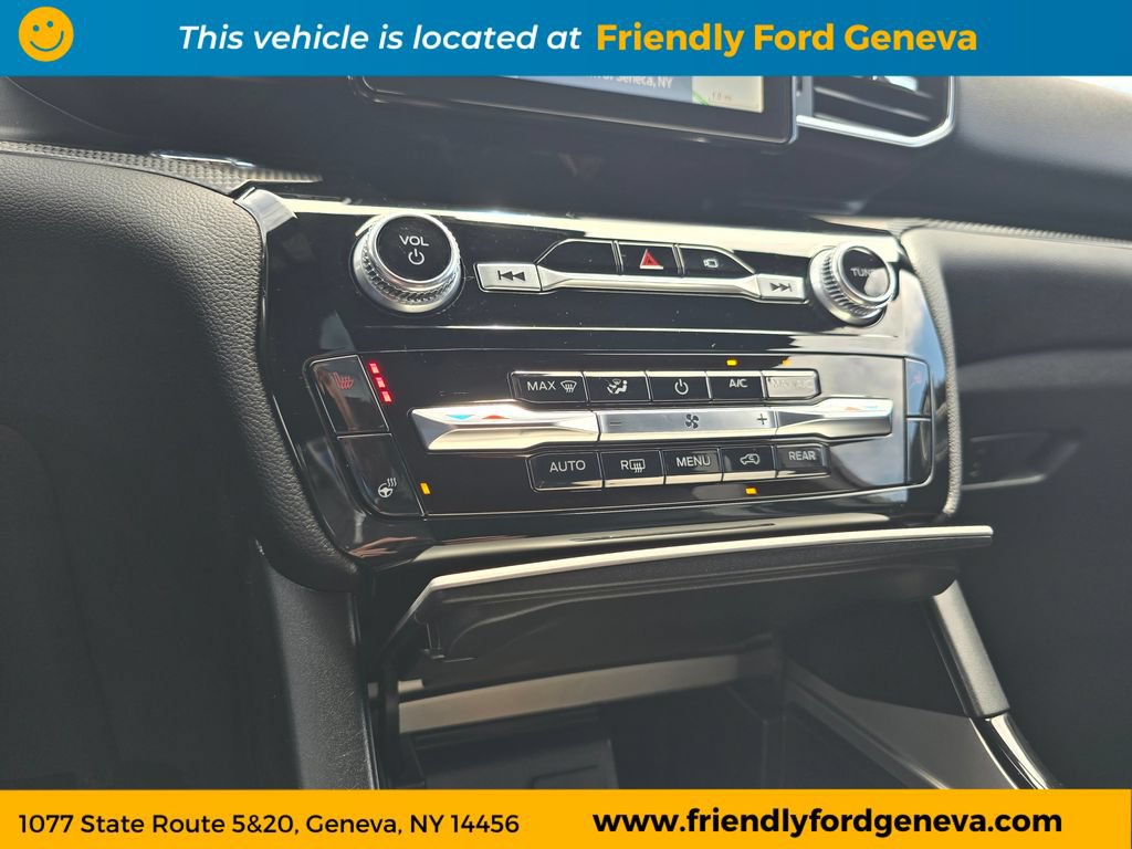 Used 2023 Ford Explorer ST-Line AWD/4WD image 26