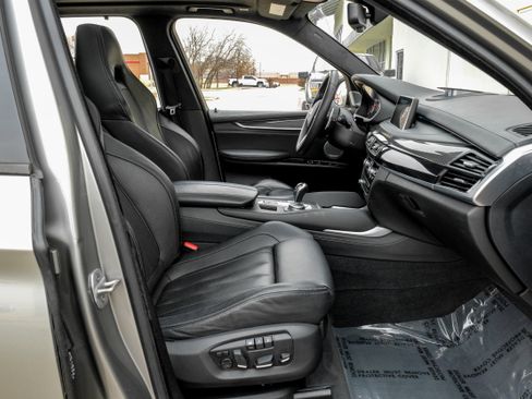 Used 2015 BMW X5 M image 42