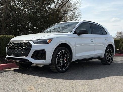 Used 2025 Audi SQ5 Premium Plus w/ Premium Plus Package image 11