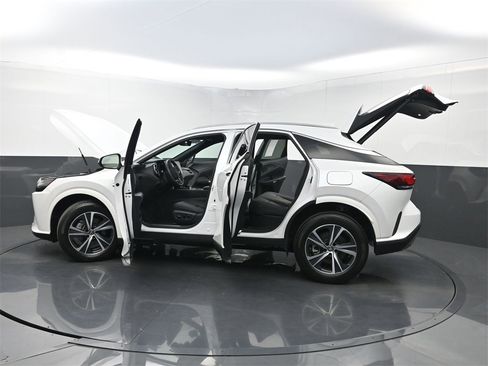 Used 2023 Lexus RX 350 Premium image 37