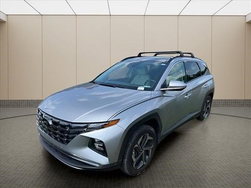 Certified 2024 Hyundai Tucson Limited AWD/4WD image 1