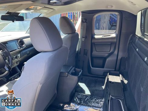 Used 2022 Toyota Tacoma SR RWD image 32