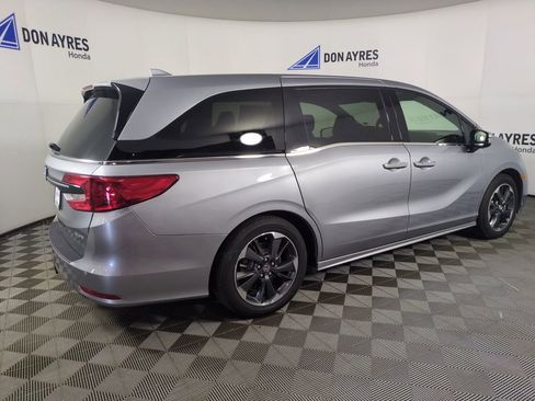 Certified 2024 Honda Odyssey Elite image 5
