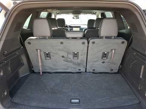 Certified 2024 GMC Acadia Elevation image 28