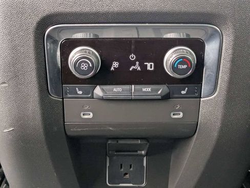 Used 2022 Chevrolet Tahoe High Country AWD/4WD image 15