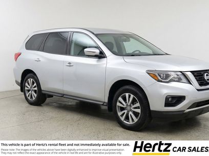 Used 2025 Nissan Pathfinder SV