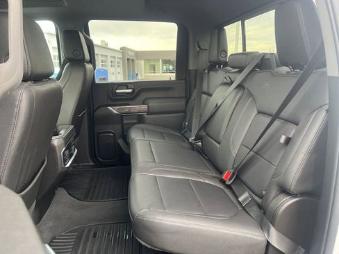 Used 2022 Chevrolet Silverado 2500 LTZ w/ LTZ Plus Package image 16