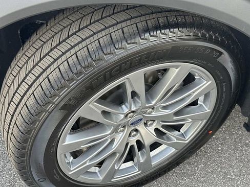 New 2026 Ford Explorer Platinum image 18