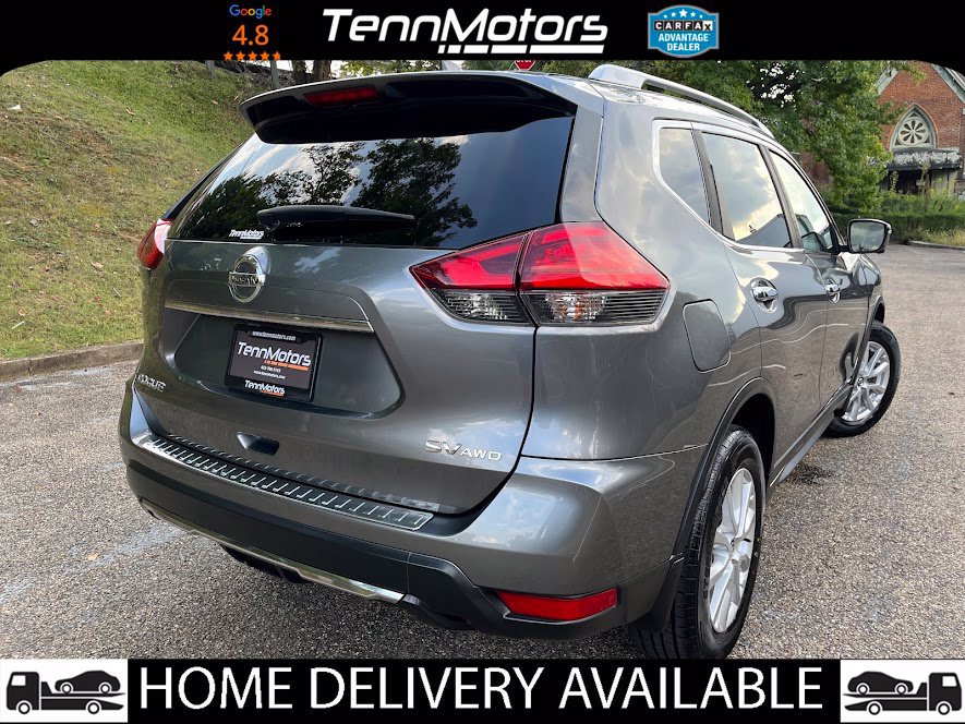 Used 2017 Nissan Rogue SV w/ SV Premium Package AWD/4WD image 4