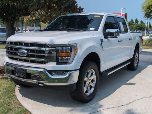 Used 2023 Ford F150 Lariat w/ Max Trailer Tow Package AWD/4WD image 5