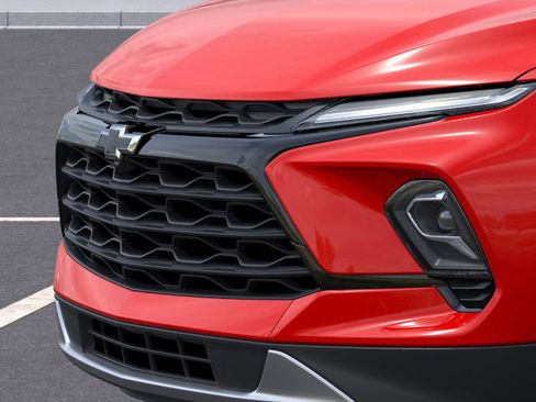 New 2025 Chevrolet Blazer LT w/ Midnight/Sport Edition image 13
