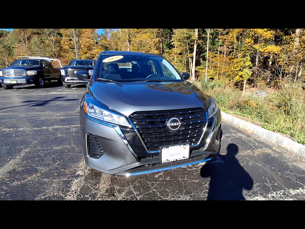 Certified 2025 Nissan Kicks Play S w/ Interior Electronics Package FWD image 3