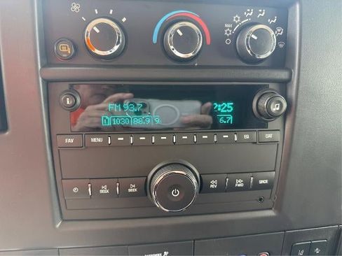 New 2025 GMC Savana 2500 w/ Driver Convenience Package image 18
