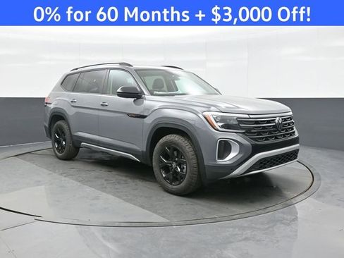 New 2026 Volkswagen Atlas Peak Edition image 1