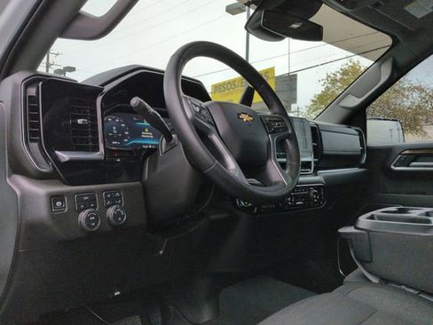 Certified 2025 Chevrolet Silverado 1500 LT w/ Safety Package image 8