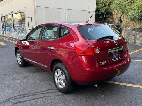 Used 2014 Nissan Rogue S image 3