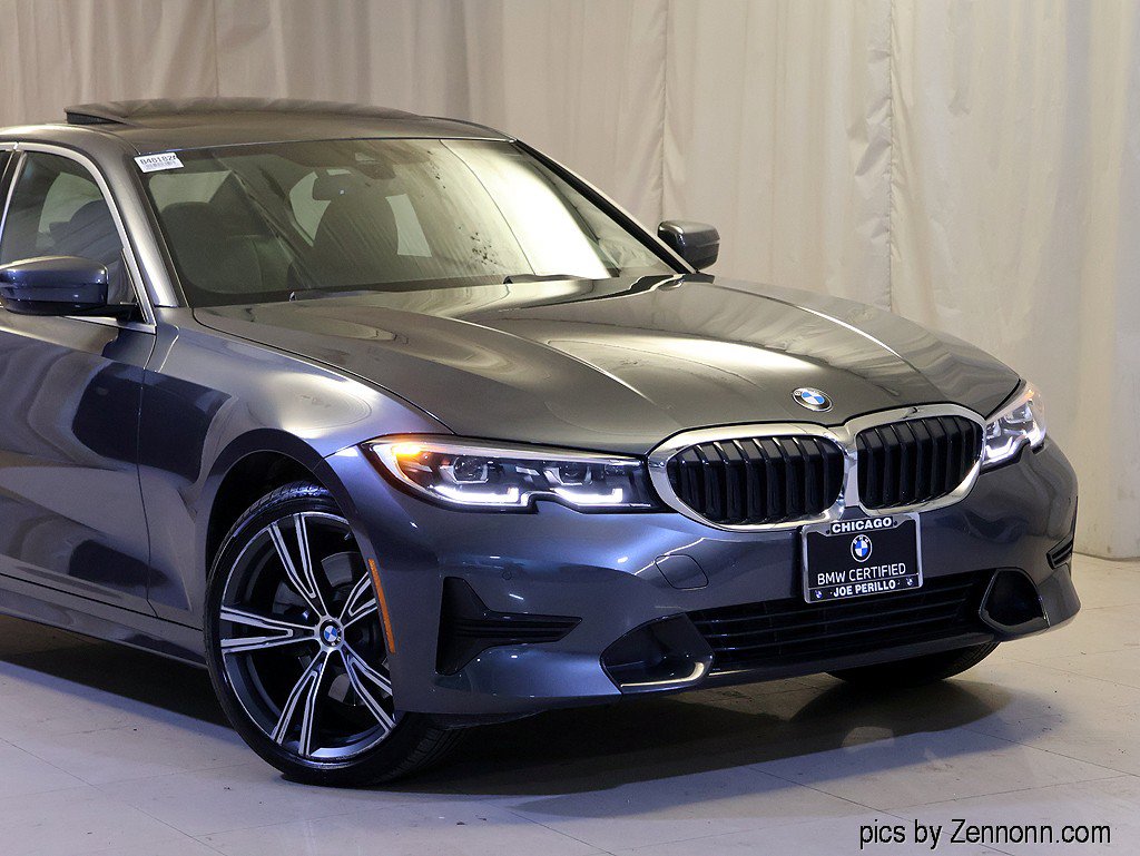 Certified 2022 BMW 330i xDrive Sedan AWD/4WD image 2