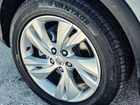 Certified 2025 Buick Encore GX Preferred AWD/4WD image 7